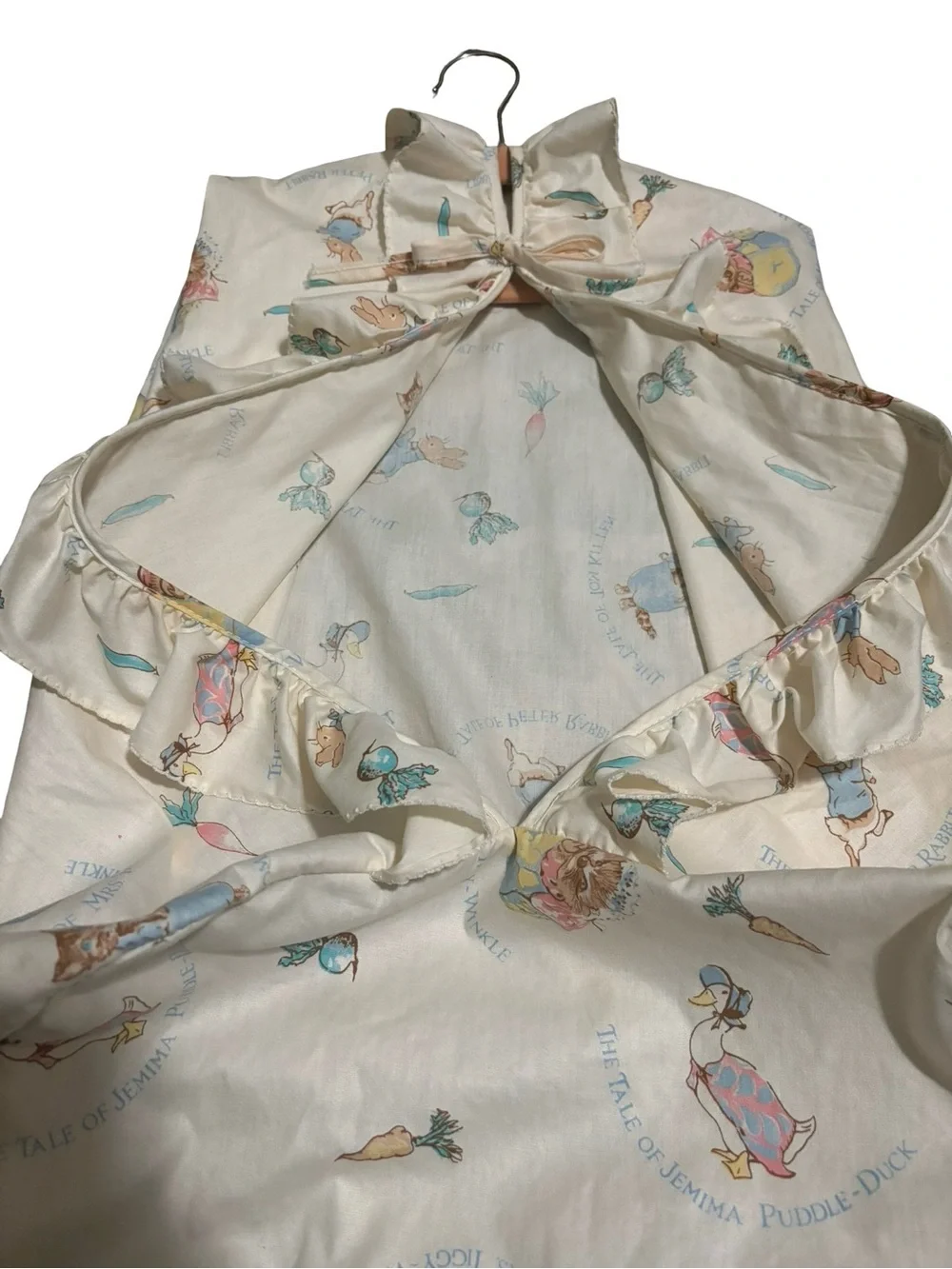 Beatrix Potter Quiltex Cream Ruffled Diaper Stacker Pastel Storybook Print